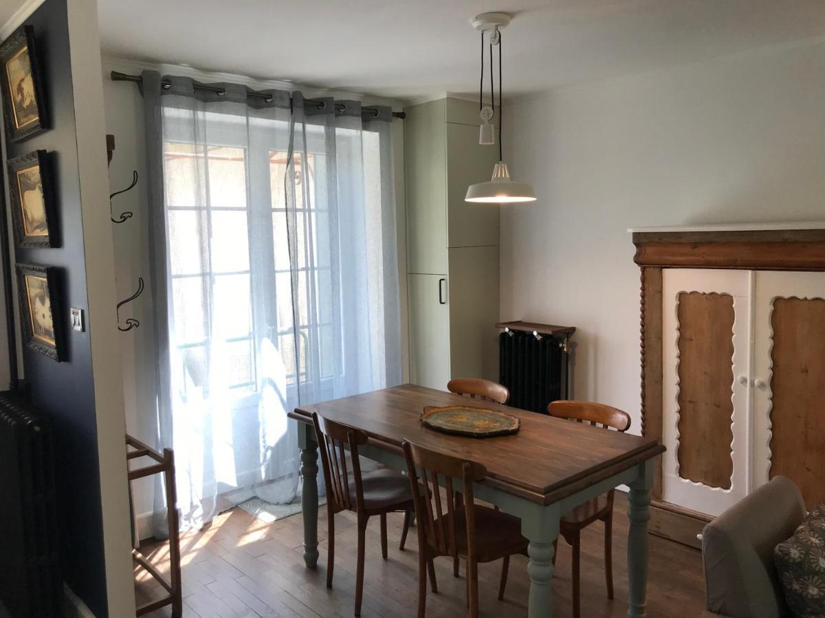 Villa Town House Jumilhac-Le-Grand Esterno foto
