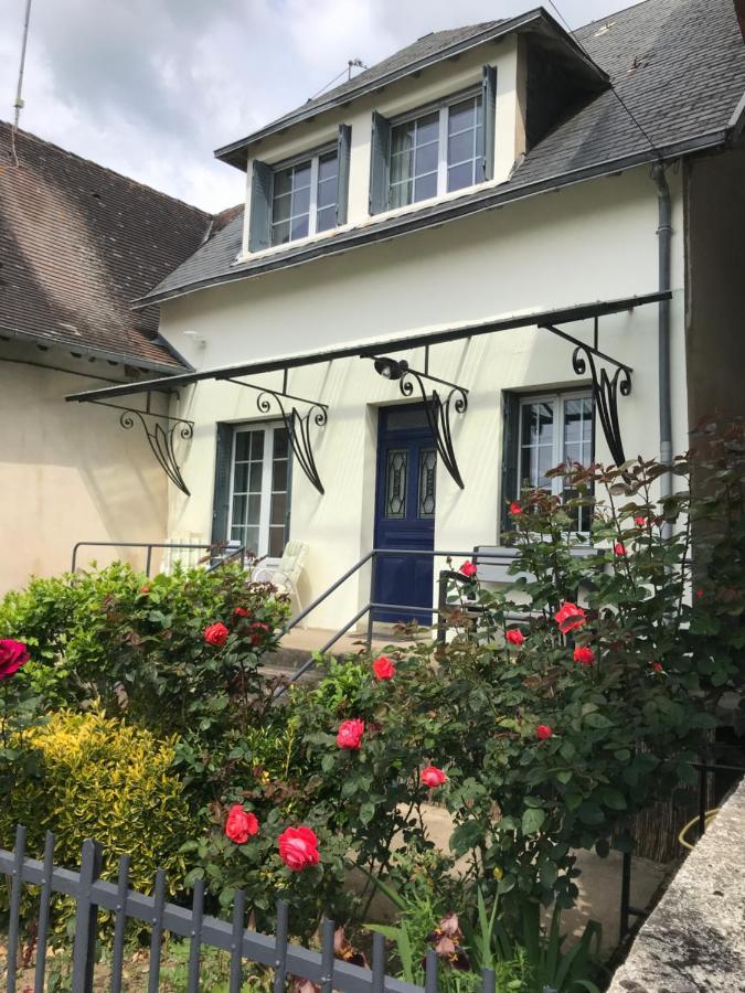 Villa Town House Jumilhac-Le-Grand Esterno foto